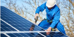 Installation Maintenance Panneaux Solaires Photovoltaïques à Lardiers